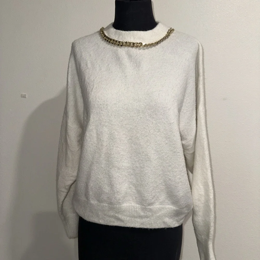 H&M White Jewel-neck Sweater Women's‎ Size M